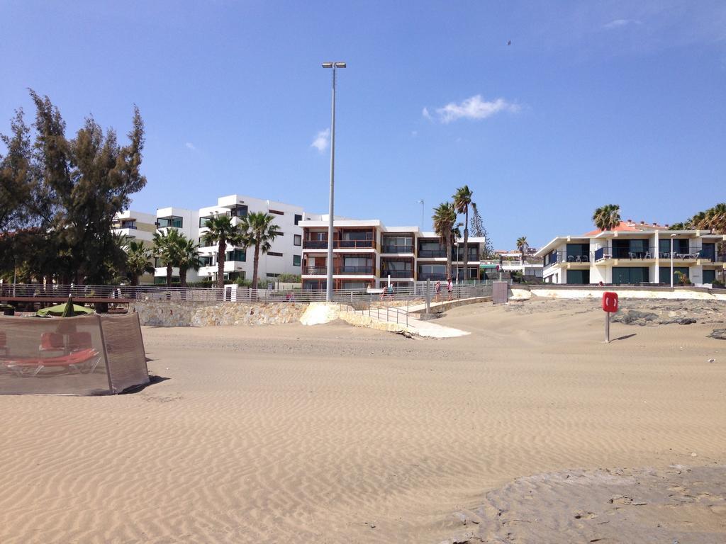 Apartamentos Los Papagayos San Agustín Oda fotoğraf